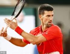 C罗赛点兑现，费内巴切淘汰皇家马德里晋级四强，主帅激动落泪的简单介绍